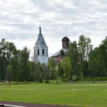 Городской парк в валах