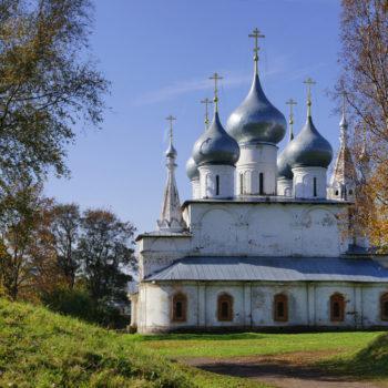 Соборный храм в честь Воздвижения Креста Господня